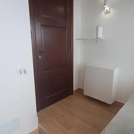 Salsedine Mc Lejlighed Cefalù